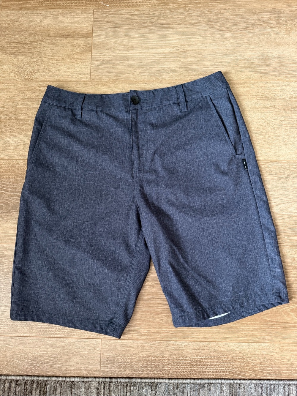 Oakley Men's Flat-Front Navy Blue Shorts, 10in inseam
